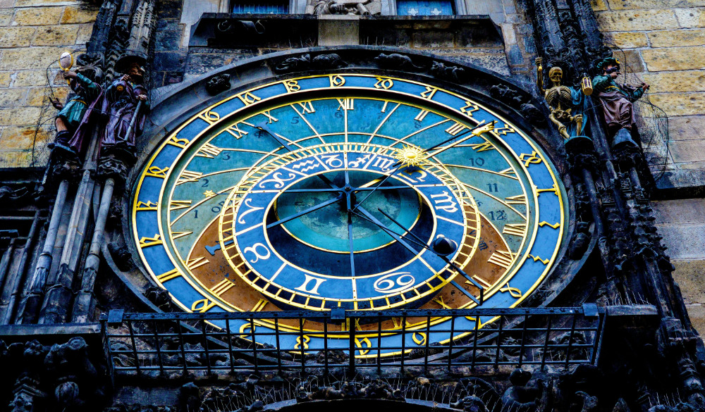 reloj-astrologia